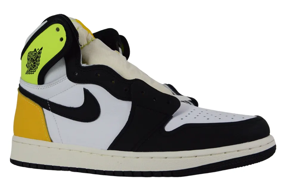 AIR JORDAN 1 RETRO HIGH OG "WHITE BLACK-VOLT UNIVERSITY GOLD"