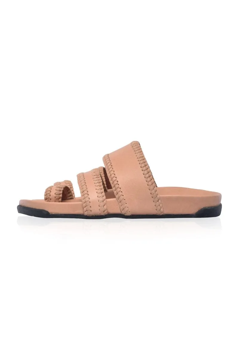 Amigo Leather Slides in Vintage Beige