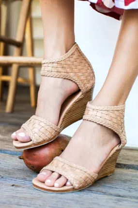 Athena Leather Wedges in Vintage Beige