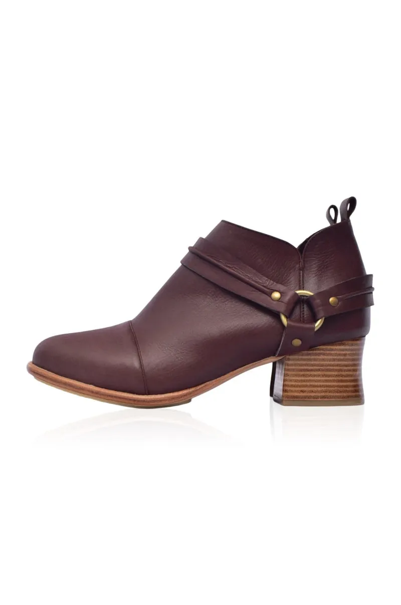 Dasha Low Ankle Booties in Dark Tan