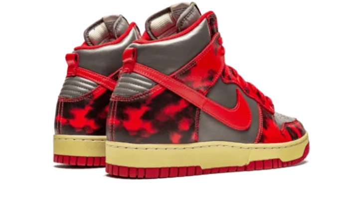 Dunk High 1985 Red Acid Wash