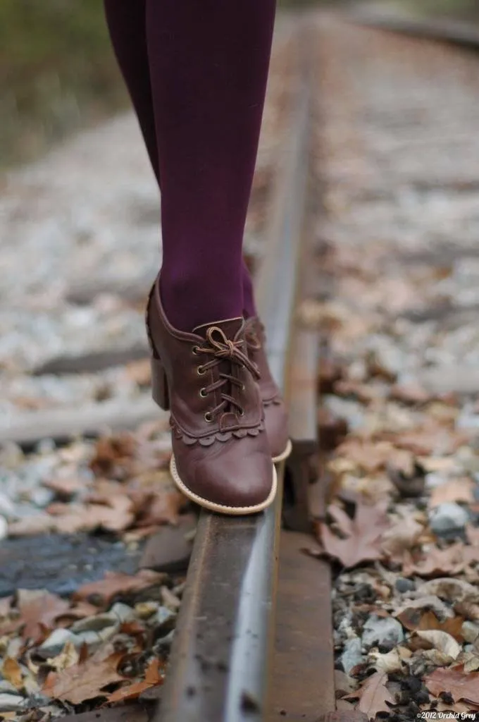 Lace Oxford Heels in Dark Brown