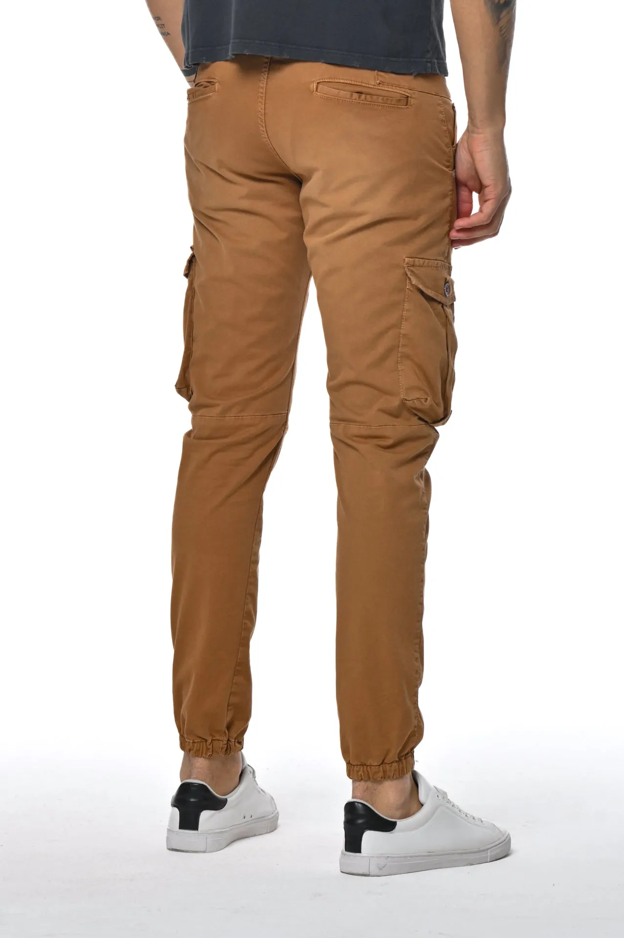 Pantaloni in cotone slim Cezanne Molla SS23