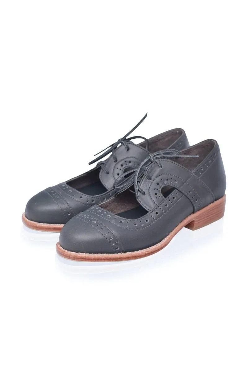 Scandinavia Leather Oxfords in Dark Brown