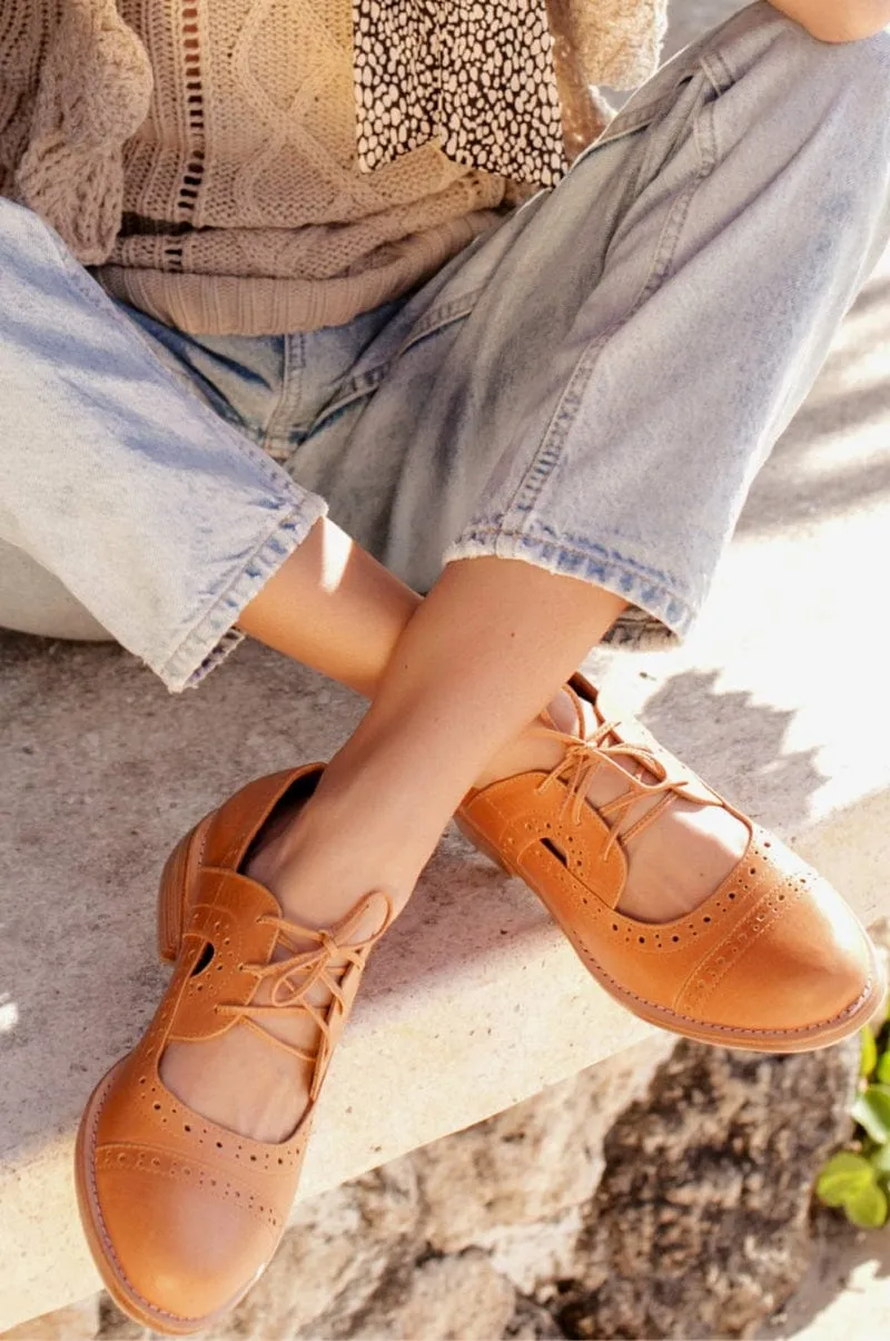 Scandinavia Leather Oxfords in Dark Tan