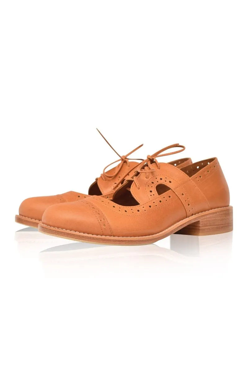 Scandinavia Leather Oxfords in Dark Tan