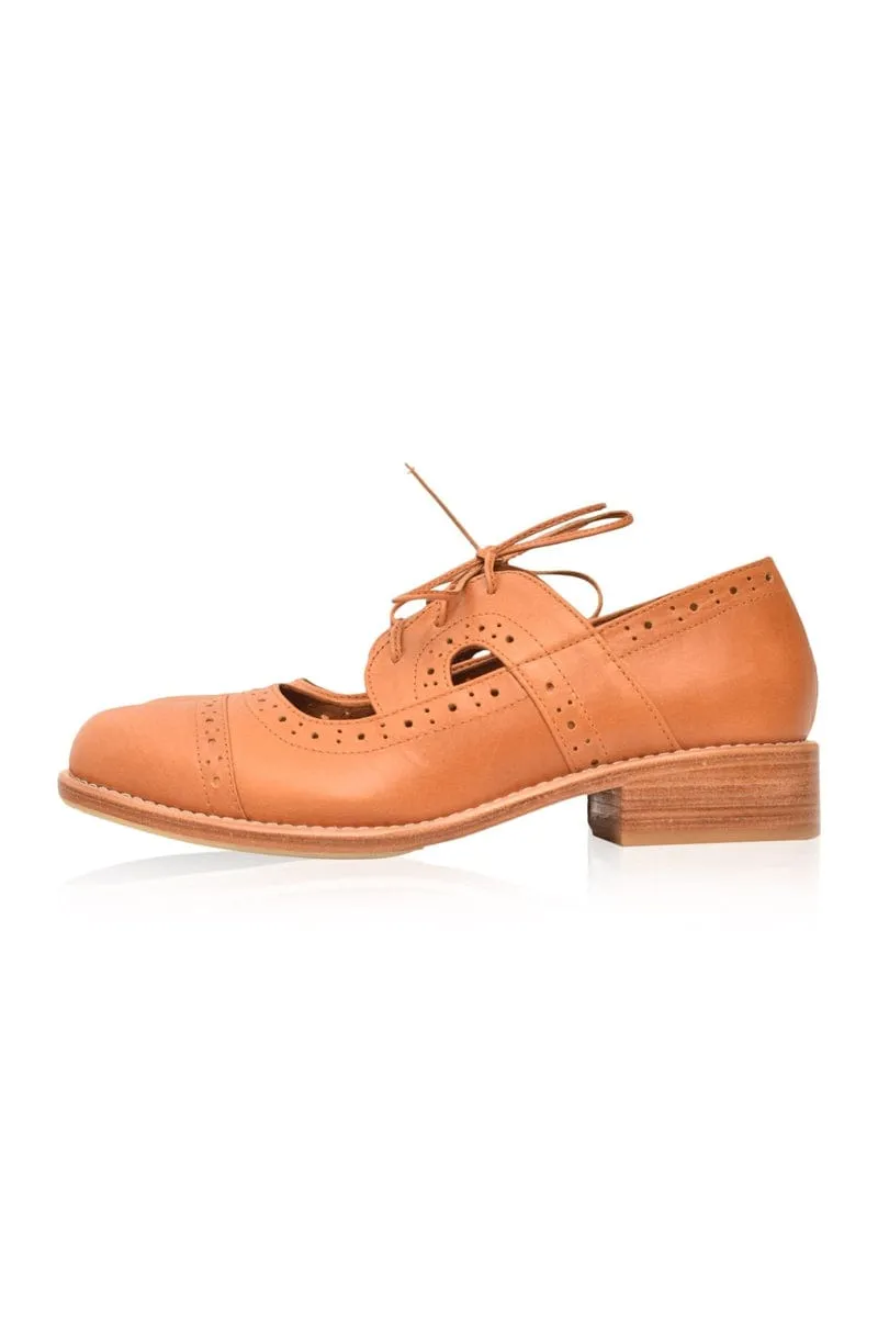 Scandinavia Leather Oxfords in Dark Tan