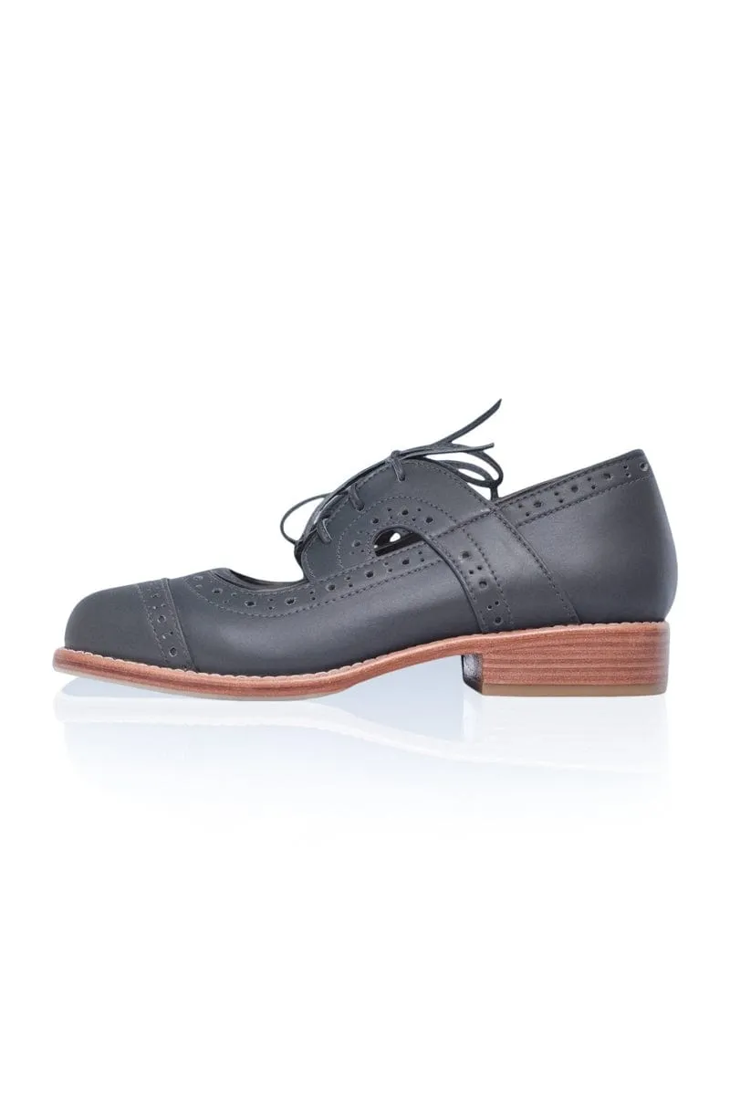 Scandinavia Leather Oxfords in Grey