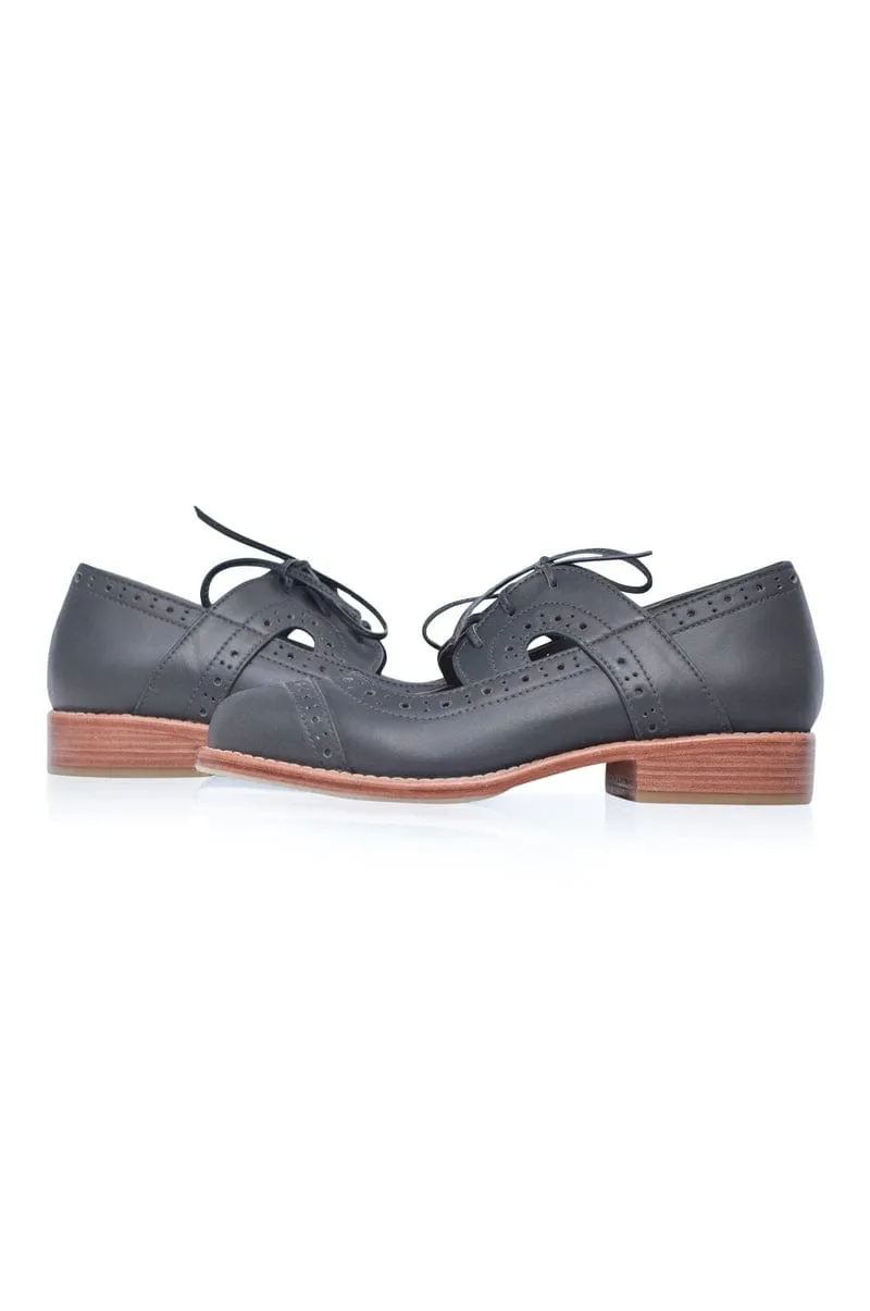 Scandinavia Leather Oxfords in Grey