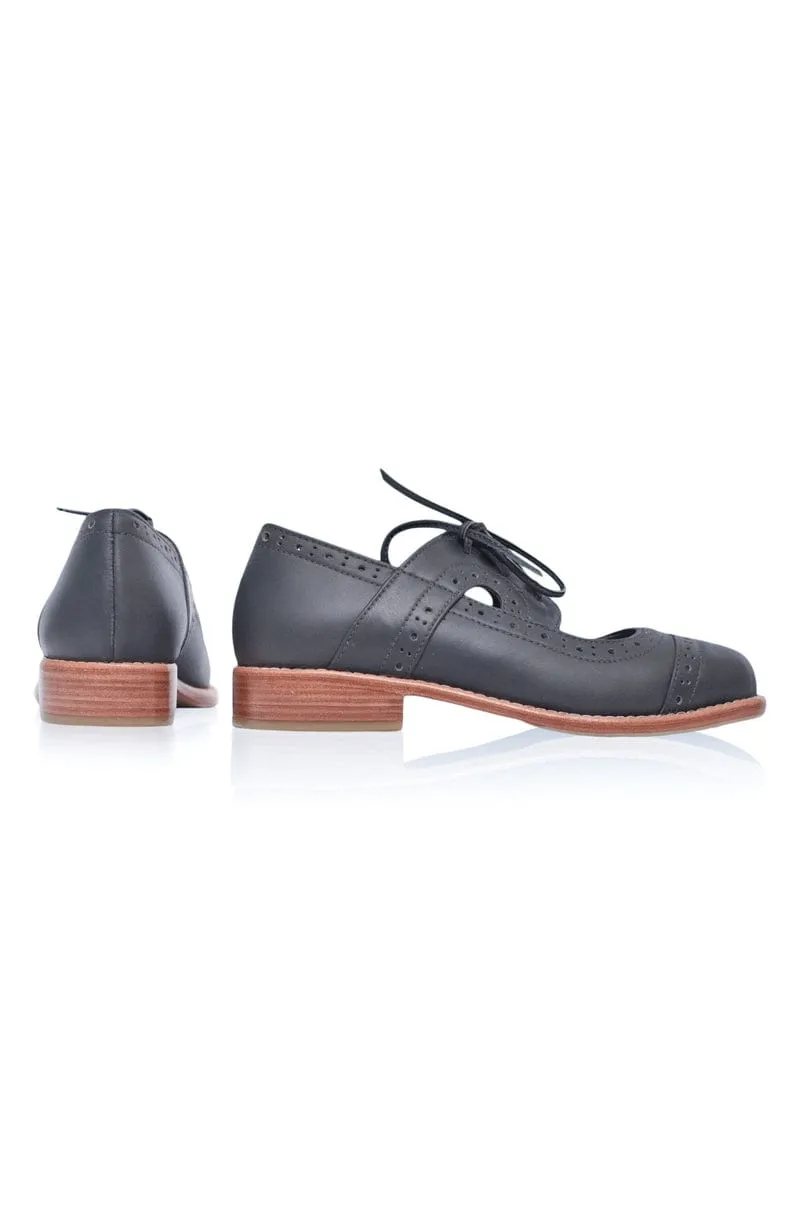 Scandinavia Leather Oxfords in Grey